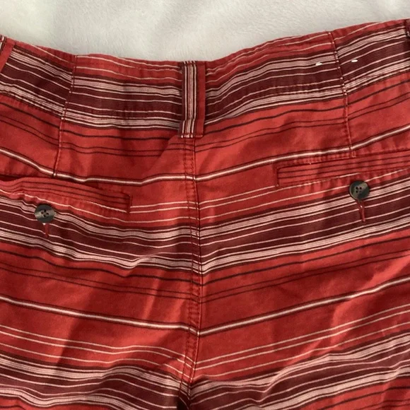 Brick red striped cargo shorts - Picture 17 of 17
